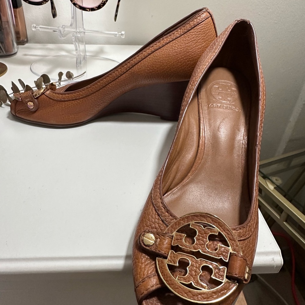 Tory Burch Brown Wedge Shoes with Iconic Medallion